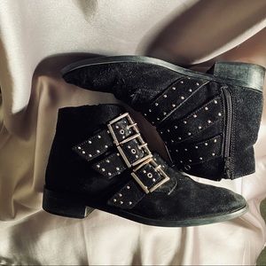 🖤 TOPSHOP Buckle Booties 🖤